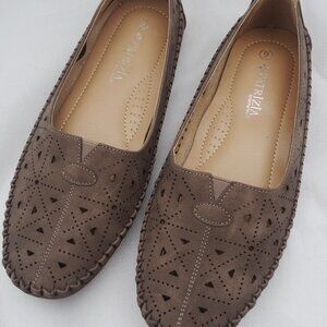 NWOT Spring Step Patrizia MESSA SHOES Size 9 Leather Loafer Laser Cutout Flats